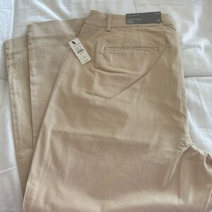 Talbots NWT! Perfect crop pants